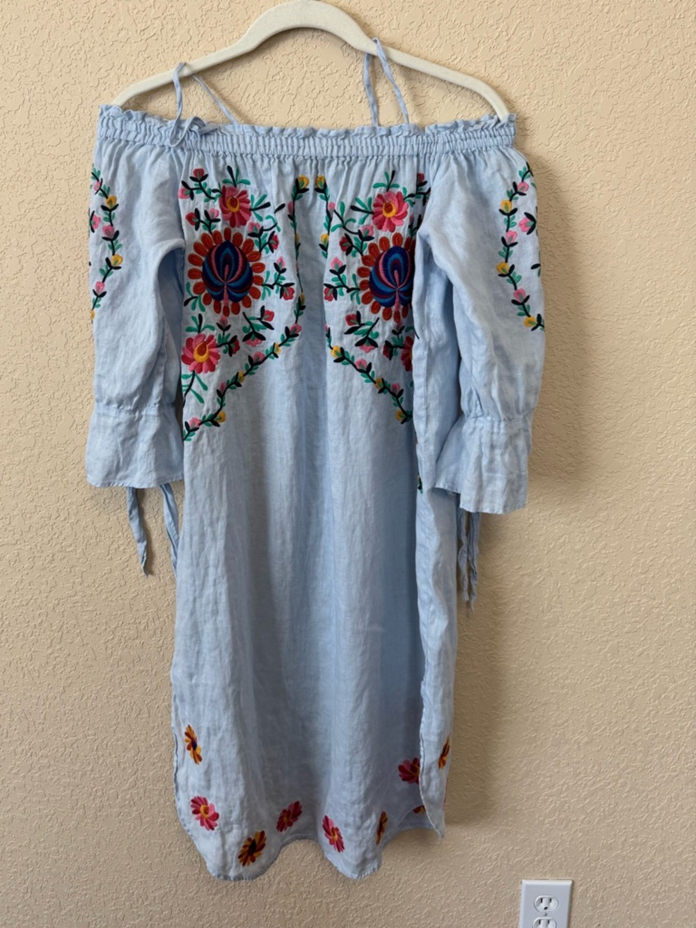 Zara linen off-the-shoulder blue dress, colorful floral embroidery. Size M